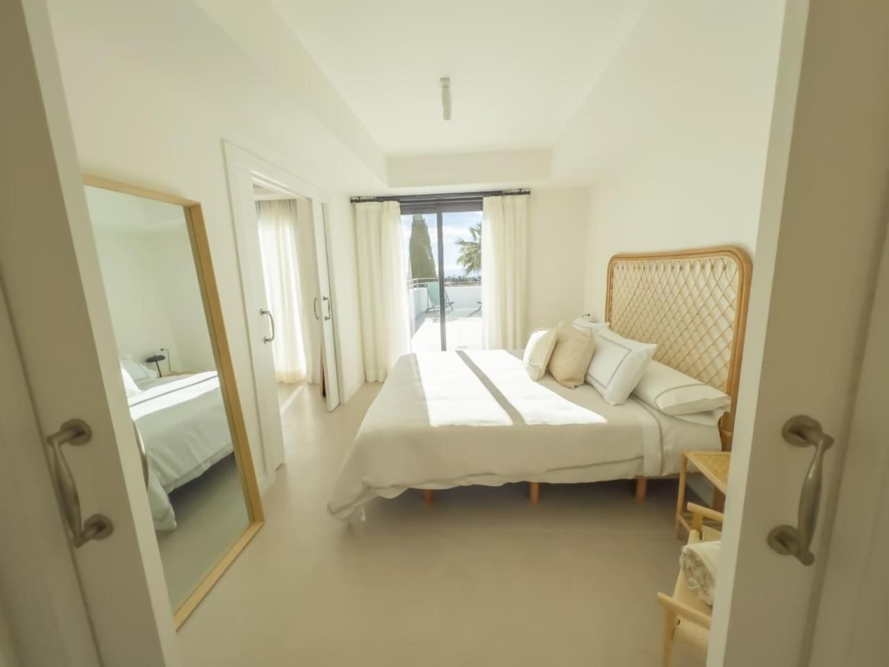 Penthouse On The Golden Mile Apartment Marbella Exterior photo