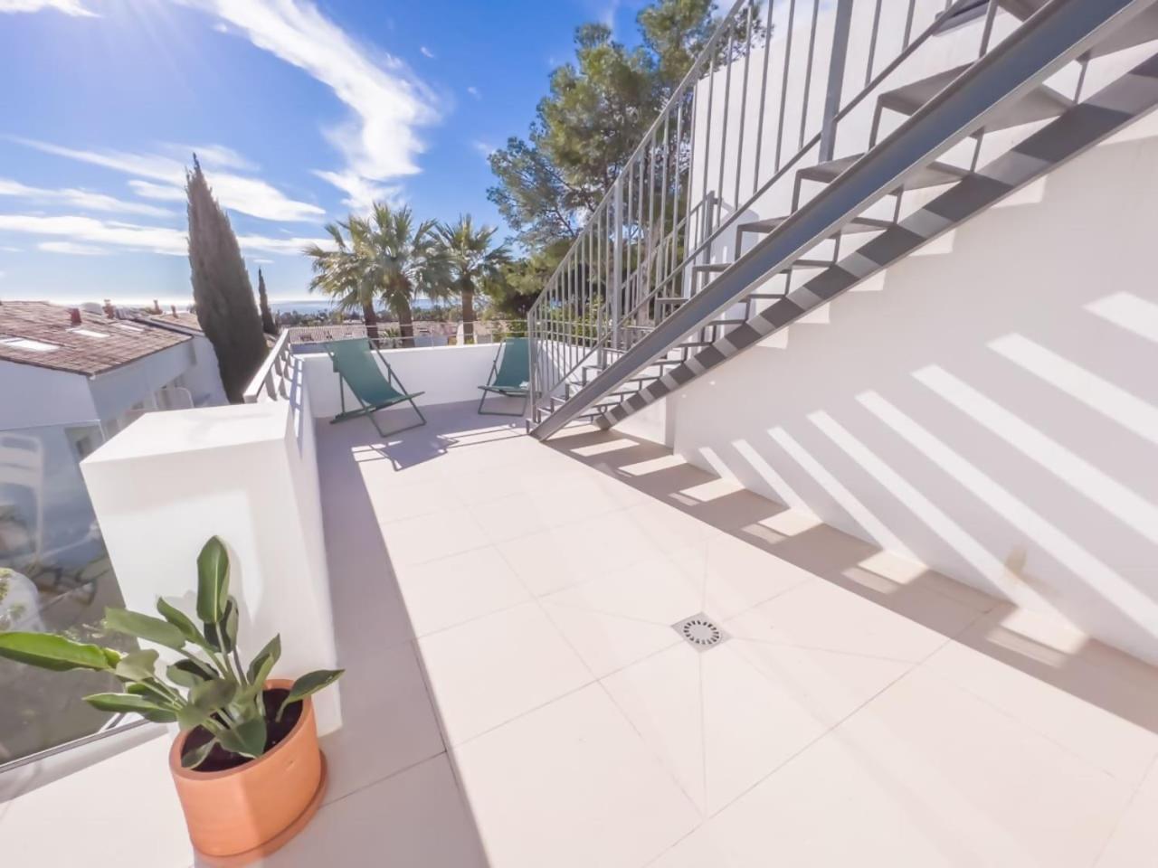 Penthouse On The Golden Mile Apartment Marbella Exterior photo